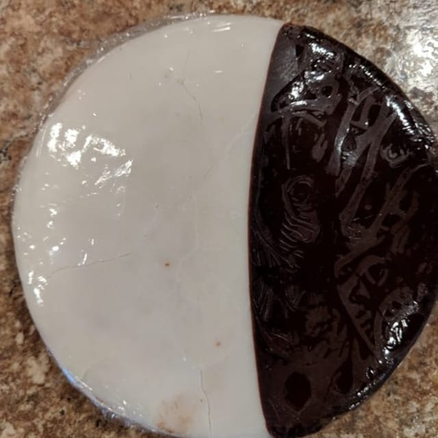 B&W COOKIE.